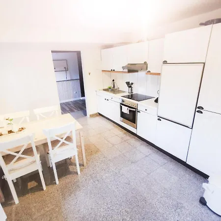 Ferienwohnung Mila Apartment *